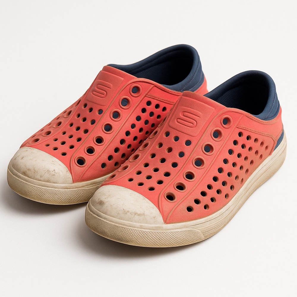 Sketchers Shoes Kids Water Shoes in Red and Blue